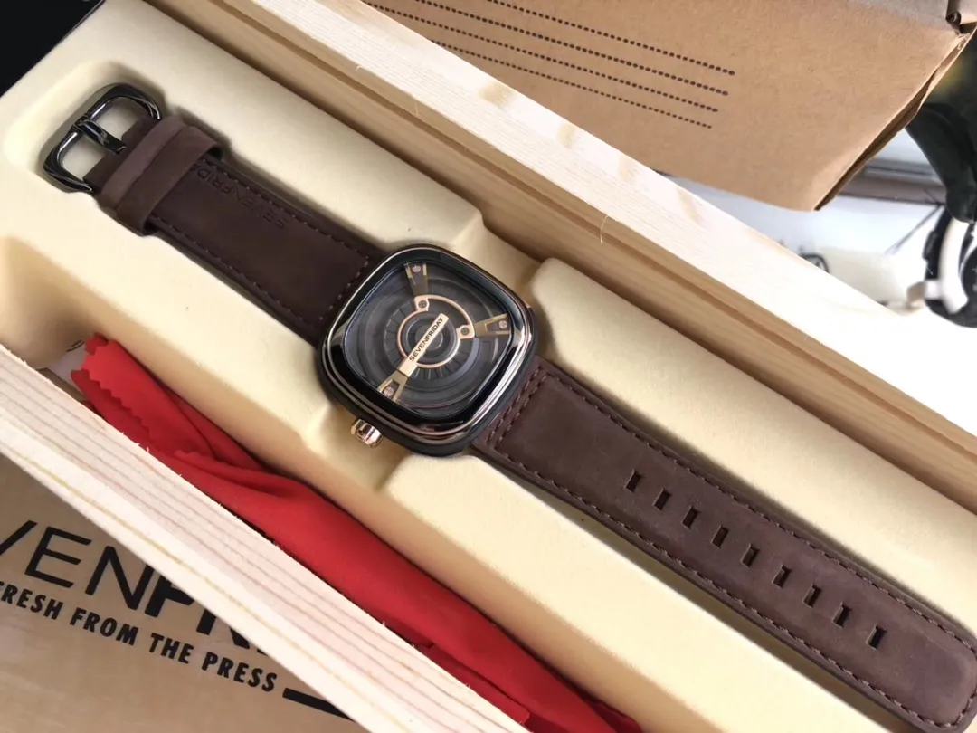 【Authentic Tmall】💰1640! Sevenfriday M2/02-D438 original imported 8215 mechanical movement, tempered blue light glass, imported calf leather strap, high-grade 316 stainless steel case (47mmx47mm) high-end market quality, pay attention to the workmanship details (all series support NFC sensing function), equipped with counter packaging gift box gift bag